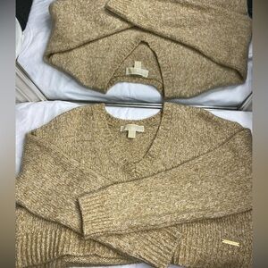 Michael Kors Beige V-Neck Sweater